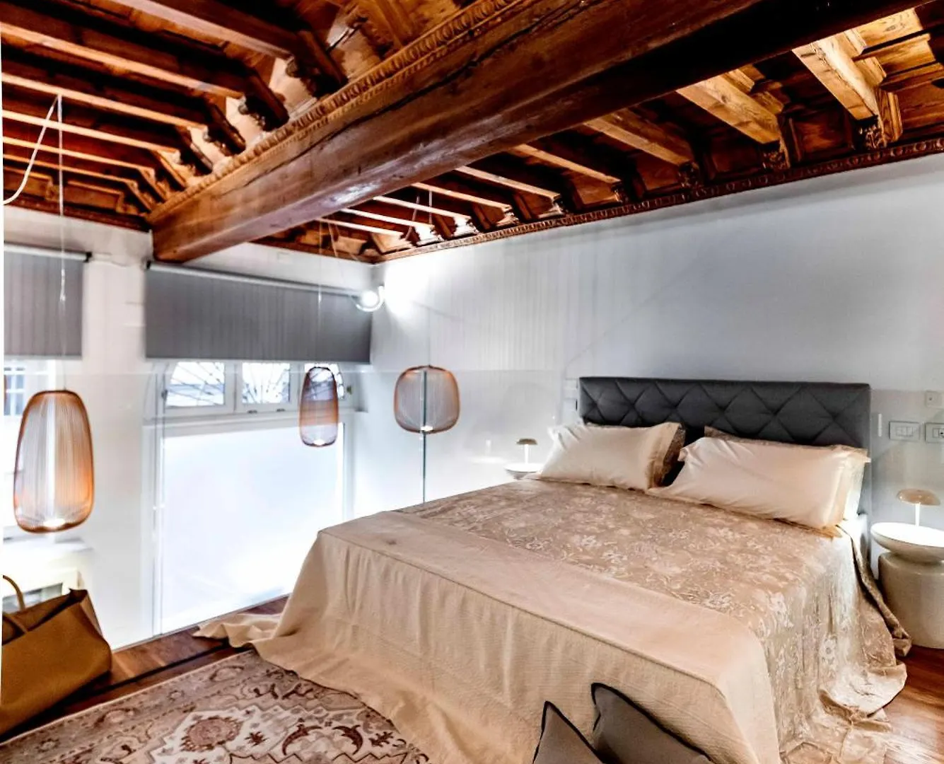 Dream Suites Milano Duomo location