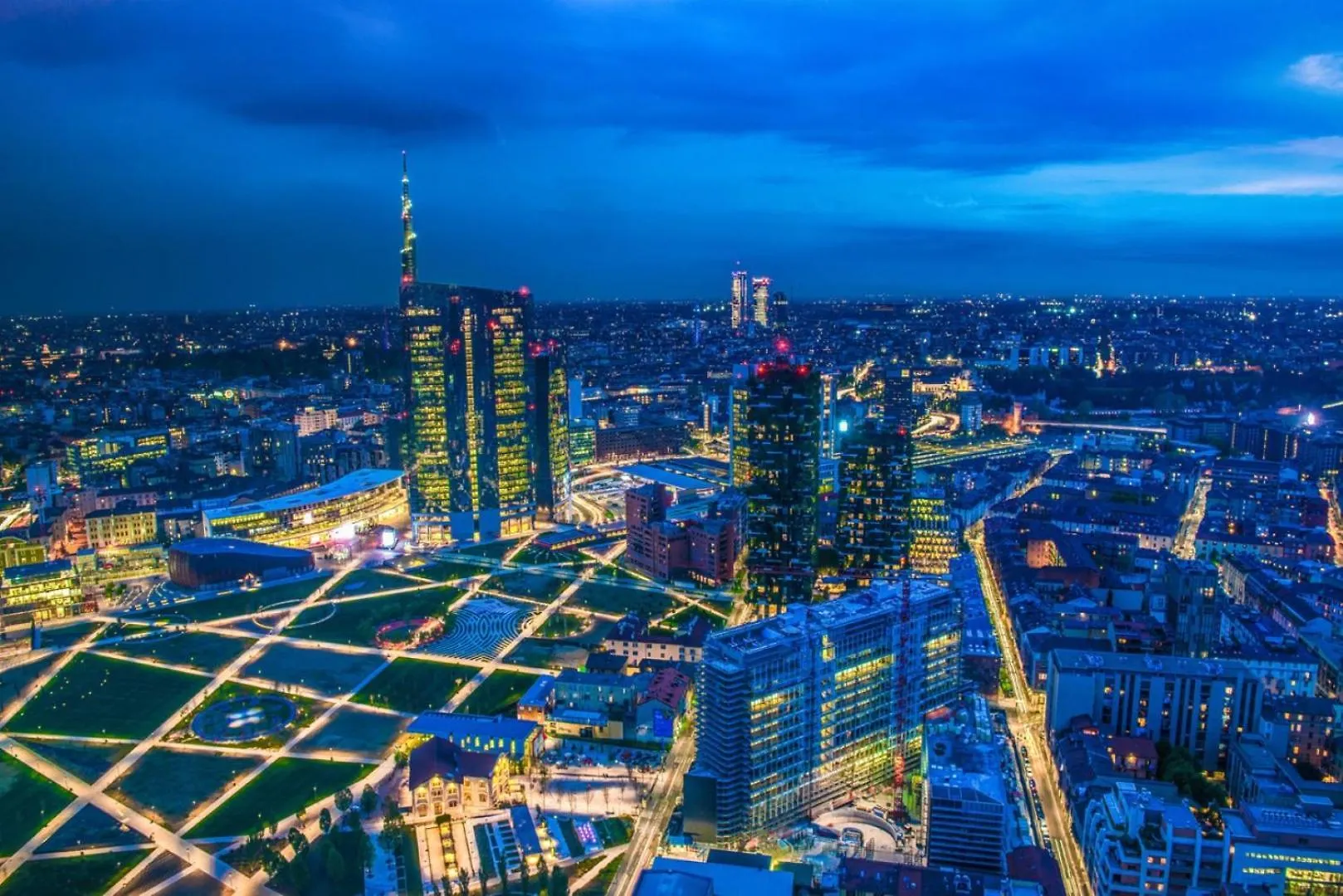 Dream Suites Milano Duomo 0*, Milan